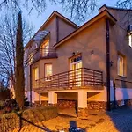 In Stunning Private House In Center District Appartamento *