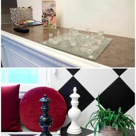 In Stunning Private House In Center District Апартаменти *