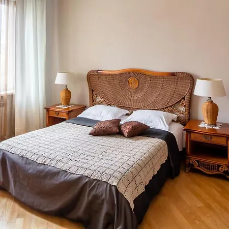 In Stunning Private House In Center District * Leópolis