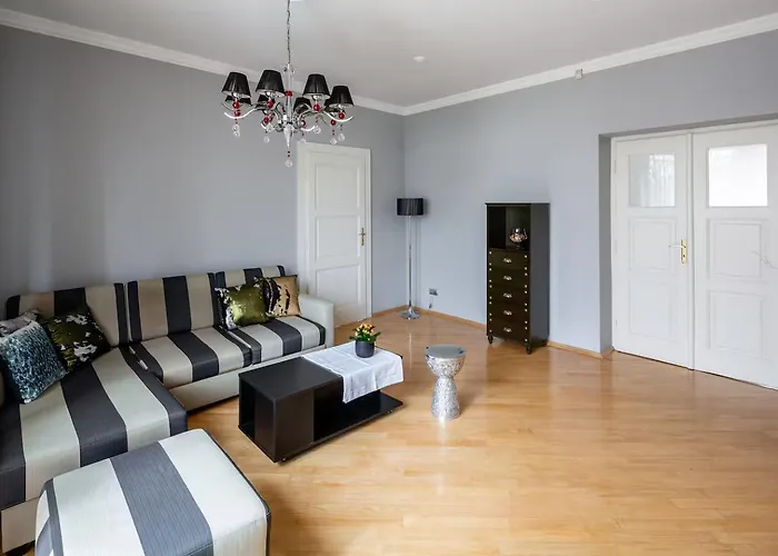 In Stunning Private House In Center District Apartamento *