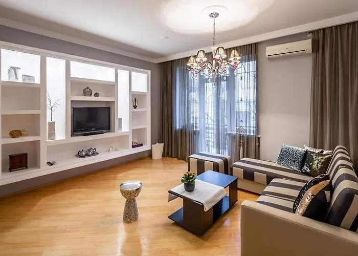 In Stunning Private House In Center District * Leópolis