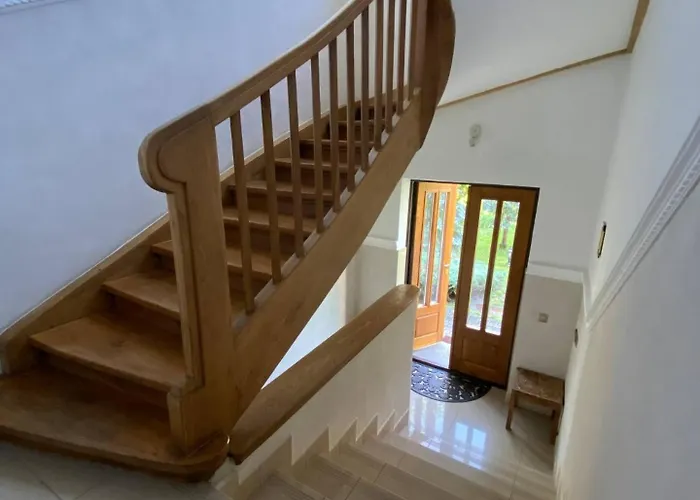 In Stunning Private House In Center District *