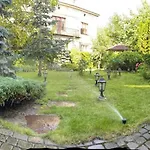 In Stunning Private House In Center District Apartment Lviv